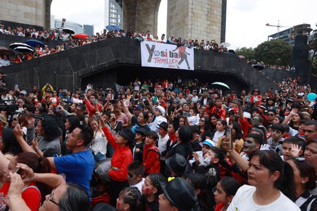 ?Massive Michael Jackson Thriller Dance Tribute MEXICO CITY, MEXICO - AUGUST 29: Fans of Michael Jackson take part in a massive Thriller dance tribute, at the Monument to the Revolution, in Mexico City, Mexico on August 29, 2026. ?Hundreds of fans gathered dressed as the legendary American singer, known as the King of Pop, to perform the iconic choreography and celebrate what would have been his 68th birthday. Daniel Cardenas Anadolu Mexico City Mexico. Editorial use only. Please get in touch for any other usage.  Copyright: x2026xAnadoluxDanielxCardenasx
