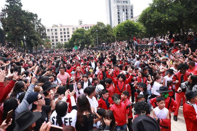 ?Massive Michael Jackson Thriller Dance Tribute MEXICO CITY, MEXICO - AUGUST 29: Fans of Michael Jackson take part in a massive Thriller dance tribute, at the Monument to the Revolution, in Mexico City, Mexico on August 29, 2026. ?Hundreds of fans gathered dressed as the legendary American singer, known as the King of Pop, to perform the iconic choreography and celebrate what would have been his 68th birthday. Daniel Cardenas Anadolu Mexico City Mexico. Editorial use only. Please get in touch for any other usage.  Copyright: x2026xAnadoluxDanielxCardenasx