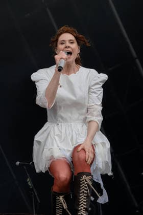 Kate Nash performs in Southsea, UK - 29 Aug 2026 Singer, songwriter and actor Kate Marie Nash, known professionally as Kate Nash performing live on stage at Victorious Festival. Southsea United Kingdom Copyright: xDawnxFletcher-Parkx xSOPAxImagesx kn (31)
