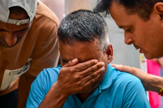 Floods in Nepal: Relatives search for missing loved ones after deadly floods in Nepal KATHMANDU, NEPAL - AUGUST 30: Relatives search for information about missing family members at Tribhuvan University Teaching Hospital in Kathmandu, Nepal, on August 30, 2026, four days after devastating flash floods struck areas near the Nepal-China border. Families check photographs and missing-person notices posted on walls, examine lists of survivors and the dead, and show images of their loved ones on mobile phones as they seek information about those still unaccounted for. Some relatives are seen breaking down in tears as search, rescue and identification efforts continue. The floods swept through Rasuwa and Nuwakot districts, destroying homes and bur  Copyright: x2026xAnadoluxSafalxPrakashxShresthax
