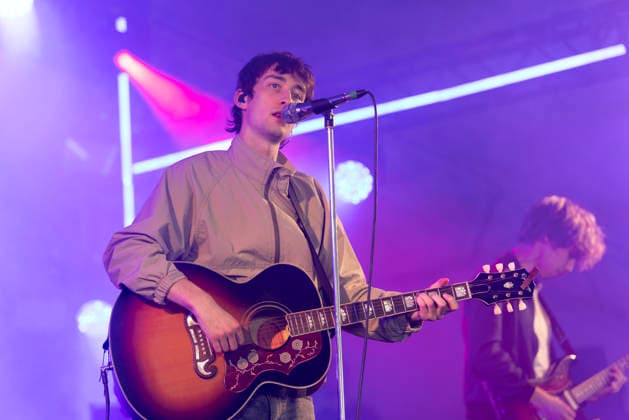 Guest List perform at Leeds Festival Indie band Guest List perform at Leeds Festival, Bramham Park, Leeds, 29th August 2026, Credit:Mike Gray MIKE GRAY - B4227 Avalon  Copyright: xMikexGrayx xMIKExGRAYx-xB4227x xAvalonx 1129203007