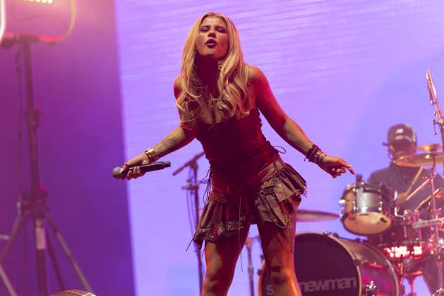 Skye Newman performs at Leeds Festival Skye Newman performs at Leeds Festival, Bramham Park, Leeds, 29th August 2026, Credit:Mike Gray MIKE GRAY - B4227 Avalon  Copyright: xMikexGrayx xMIKExGRAYx-xB4227x xAvalonx 1129200254