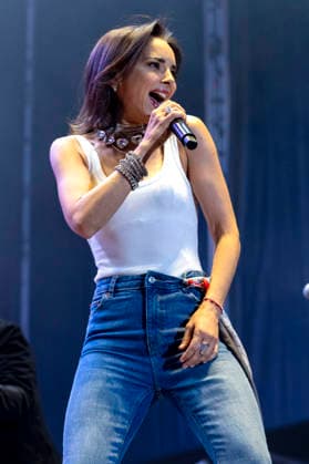 Chenoa live bei den Conciertos de La Muralla im Huerta del Obispo. Alcala de Henares, 28.08.2026