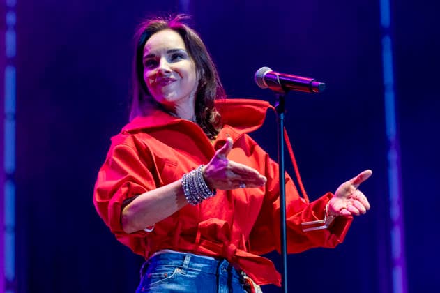 Chenoa live bei den Conciertos de La Muralla im Huerta del Obispo. Alcala de Henares, 28.08.2026