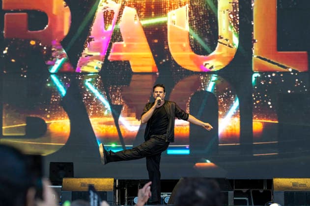 Raul live bei den Conciertos de La Muralla im Huerta del Obispo. Alcala de Henares, 28.08.2026