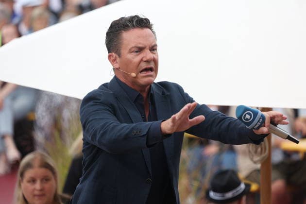 Immer wieder Sonntags 2026 - Folge 12 Rust, 30.08.2026 Live TV Sendung Immer wieder Sonntags (Folge 12) aus dem Wasserpark Rulantica bei Rust moderiert von Stefan Mross Baden Würtenberg Deutschland *** Always on Sundays 2026, Episode 12, Rust, August 30, 2026—Live TV broadcast of Always on Sundays, Episode 12, from the Rulantica Water Park near Rust, hosted by Stefan Mross, Baden-Württemberg, Germany Copyright: xMatthiasxGränzdörferx