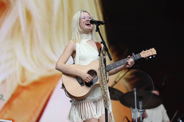 Maisie Peters performs at Leeds Festival Maisie Peters performs at Leeds Festival, Bramham Park, Leeds 30th August 2026, Credit:Mike Gray MIKE GRAY - B4227 Avalon  Copyright: xMikexGrayx xMIKExGRAYx-xB4227x xAvalonx 1129313192