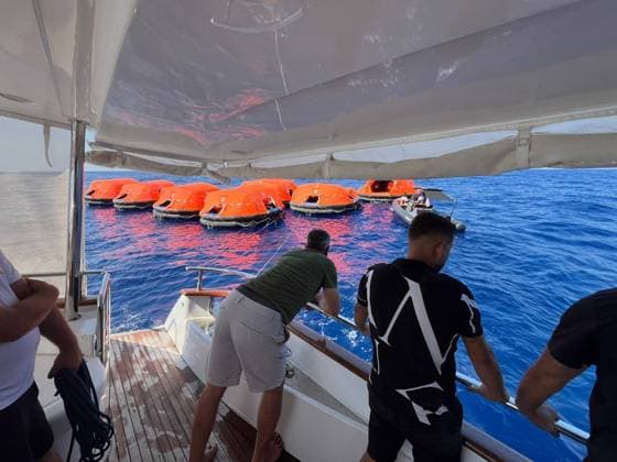 Boat carrying 267 capsizes off Kyrenia: Fatalities reported, search underway for missing KYRENIA, TRNC - AUGUST 30: Search and rescue operations continue off the coast of Kyrenia, Turkish Republic of Northern Cyprus (TRNC), on August 30, 2026, following the capsizing of a vessel carrying 267 people. Rescue teams successfully brought 237 people to safety, while at least seven fatalities were confirmed. Maritime and coast guard units remain actively engaged in search operations for the missing passengers. Ali Ruhluel Anadolu Kyrenia Cyprus. Editorial use only. Please get in touch for any other usage.  Copyright: x2026xAnadoluxAlixRuhluelx