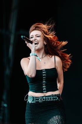 Mackenzie at Victorious Fesitval Portsmouth 30 Aug 2026 Mackenzie opens up the final day of Victorious Festival Southsea Portsmouth 30 Aug 2026, Credit:commonlight James Boughton Avalon  Copyright: xcommonlightx xJamesxBoughtonx xAvalonx 1129334702