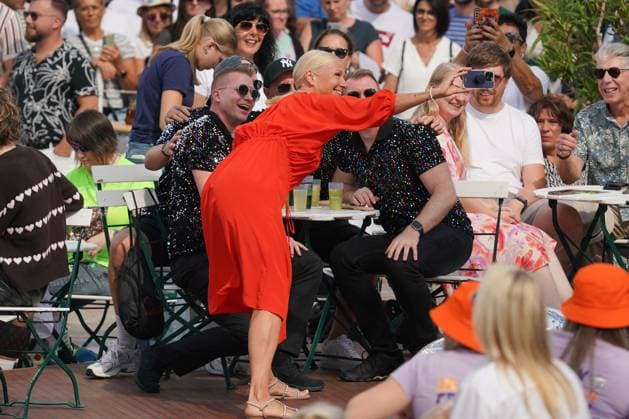 ZDF-Fernsehgarten 2026. Andrea (Kiwi) Kiewel im ZDF Fernsehgarten mit dem Motto Schlagerparty am 30.08.2026 in Mainz. Mainz ZDF Fernsehgarten Rheinland-Pfalz