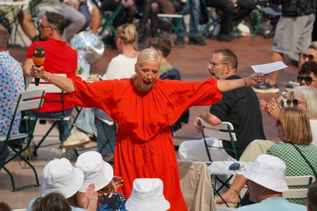 ZDF-Fernsehgarten 2026. Andrea (Kiwi) Kiewel im ZDF Fernsehgarten mit dem Motto Schlagerparty am 30.08.2026 in Mainz. Mainz ZDF Fernsehgarten Rheinland-Pfalz