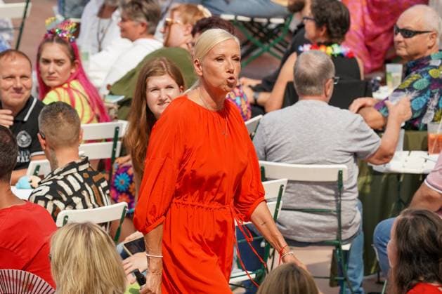 ZDF-Fernsehgarten 2026. Andrea (Kiwi) Kiewel im ZDF Fernsehgarten mit dem Motto Schlagerparty am 30.08.2026 in Mainz. Mainz ZDF Fernsehgarten Rheinland-Pfalz