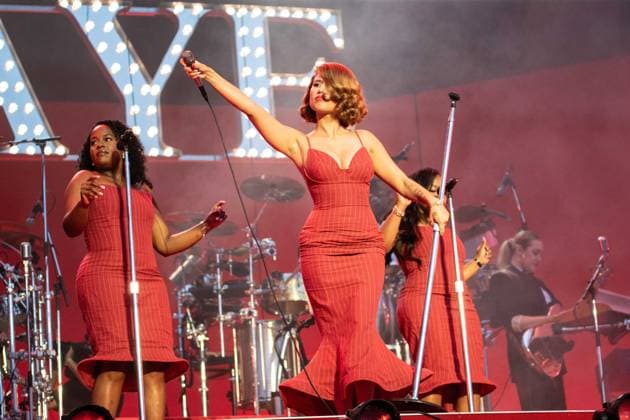 Raye on stage at Leeds Festival, Bramham Park, Leeds, UK, 30-08-26 Raye on stage at Leeds Festival, Bramham Park, Leeds, UK, 30-08-26, Credit:Anthony Longstaff Anthony Longstaff - B5746 Avalon UK, West Yorkshire, Leeds, Bramham Park, Wetherby Copyright: xAnthonyxLongstaffx xAnthonyxLongstaffx-xB5746x xAvalonx 1129374999