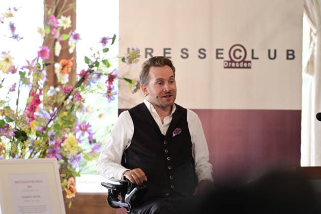 Samuel Koch bei der 27. Verleihung des renommierten Erich-Kästner-Preis an Samuel Koch durch den Presseclub Dresden im Schloss Albrechtsberg. Dresden, 30.08.2026 Copyright: xMatthiasxWehnertx