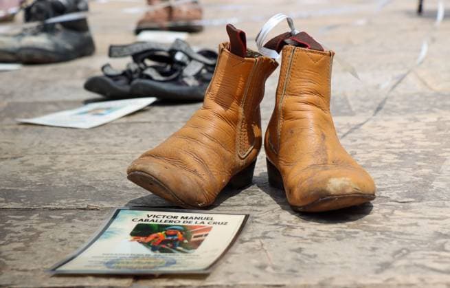 Families of missing people mark Enforced Disappearances Day in Chiapas TUXTLA GUTIERREZ, CHIAPAS, MEXICO, AUGUST 30, 2026: Relatives of missing people display photographs, search notices, shoes and tools used during searches outside San Marcos Church in Tuxtla GutiÃ rrez to mark the International Day of the Victims of Enforced Disappearances. Families gathered to remember their missing relatives, demand answers about their whereabouts and draw attention to ongoing efforts to locate people who remain unaccounted for. Tuxtla GutiÃ rrez, Chiapas Mexico Copyright: x xDiegoxPÃ rezxGomezx xJNAxPressx