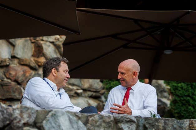 (L-R) Lars Klingbeil, Bundesminister der Finanzen, trifft John Healey, Finanzminister UK, zum Gespraech im Rahmen des G-20 Treffens der Finanzministerinnen und Finanzminister sowie Notenbankgouverneurinnen und Notenbankgouverneuren. Asheville, 30.08.2026. Fotografiert im Auftrag des Bundesministeriums der Finanzen. Asheville United States of America *** L R Lars Klingbeil, Federal Minister of Finance, meets with John Healey, UK Chancellor of the Exchequer, for talks during the G20 meeting of finance ministers and central bank governors in Asheville, August 30, 2026. Photographed on behalf of the Federal Ministry of Finance, Asheville, United States of America Copyright: xAmreixSchulz BMFx