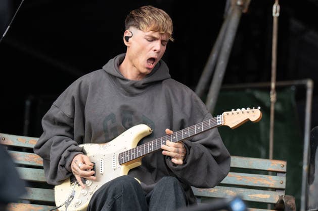Ren performs at All Points East Festival in London, UK - 30 Aug 2026 Ren Gill, known professionally as Ren seen performing on stage at All Points East Festival. Ren Gill, known professionally as Ren performing at All Points East Festival on August 30th on the main stage ahead of Twenty One Pilots. London United Kingdom Copyright: xBonniexBritainx xSOPAxImagesx AP209150