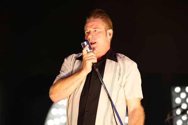 Dick Brave live bei einem Konzert auf dem Waltroper Parkfest 2026 im Stadtpark. Waltrop, 30.08.2026