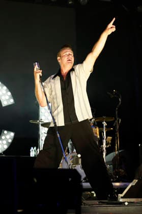 Dick Brave live bei einem Konzert auf dem Waltroper Parkfest 2026 im Stadtpark. Waltrop, 30.08.2026