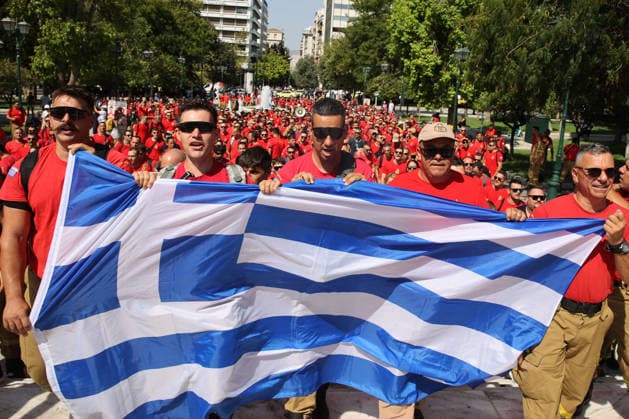 Seasonal firefighters rally in Athens demanding year-round employment ATHENS, GREECE - AUGUST 31: Seasonal firefighters gather at Syntagma Square in Athens during a demonstration demanding year-round employment, on August 31, 2026 in Athens, Greece. Firefighters traveled by bus from different parts of the country to take part in the protest in the Greek capital. Ayhan Mehmet Anadolu Athens Greece. Editorial use only. Please get in touch for any other usage.  Copyright: x2026xAnadoluxAyhanxMehmetx
