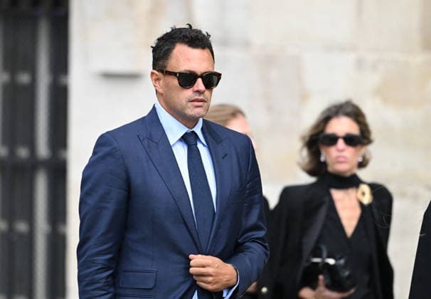Mathilde Favier Funeral - Paris Guest during the funeral of Mathilde Favier, director of public relations for Christian Dior Couture, at the Saint-Sulpice church in Paris, France, on August 31, 2026. She died in a car accident with her partner, French producer Nicolas Altmayer, on August 17, aged 57 and 61, respectively. Photo by Florian Poitout ABACAPRESS.COM Paris France  Copyright: xPoitoutxFlorian ABACAx