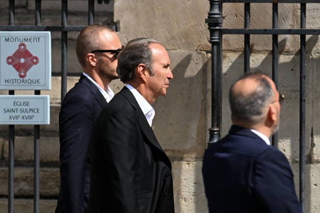 NEWS : Funà railles de Mathilde Favier, directrice des relations publiques de Christian Dior Couture, à l à glise Saint-Sulpice à Paris - 31 08 2026 Xavier Niel - Funeral of Mathilde Favier, director of public relations for Christian Dior Couture, at the Saint-Sulpice church in Paris, France, on August 31, 2026. She died in a car accident with her partner, French producer Nicolas Altmayer, on August 17, aged 57 and 61, respectively. PARISFrance Copyright: xLIONELxURMANx