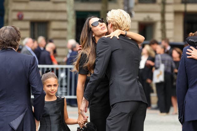 Francesca Agostinelli and her daughter arrive at Mathilde Favier s funeral at the Church of Saint Sulpice in Paris, August 31, 2026 Dominique Jacovides Cyril Moreau Bestimage Arrivals at Mathilde Favier’s funeral at the Church of Saint Sulpice in Paris on August 31, 2026 Paris, France  Copyright: xJACOVIDES-MOREAUx xBESTIMAGExJACOVIDES-MOREAUx xBESTIMAGEx