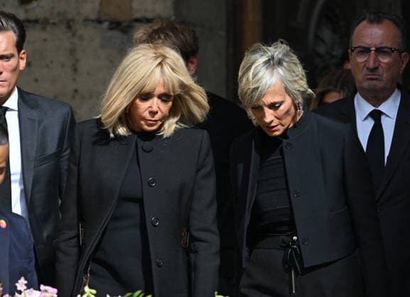 Mathilde Favier Funeral - Paris Brigitte Macron and Helene Mercier-Arnault during the funeral of Mathilde Favier, director of public relations for Christian Dior Couture, at the Saint-Sulpice church in Paris, France, on August 31, 2026. She died in a car accident with her partner, French producer Nicolas Altmayer, on August 17, aged 57 and 61, respectively. Photo by Florian Poitout ABACAPRESS.COM Paris France  Copyright: xPoitoutxFlorian ABACAx