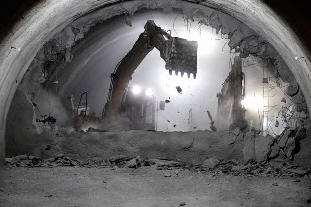 Santiago, August 31, 2026 Authorities attend the construction milestone marking the first tunnel junction on the Line 6 extension toward the west Diego Martin Aton Chile, Aton 1185562 jpeg  Copyright: DIEGOxMARTIN ATONxCHILE