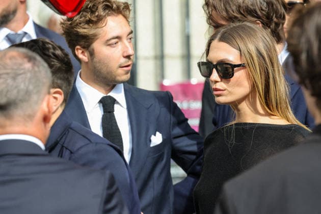 Héloïse Agostinelli, the daughter of the late Mathilde Favier, leaving her funeral at the Church of Saint Sulpice in Paris on August 31, 2026. Dominique Jacovides, Cyril Moreau, Bestimage. Leaving Mathilde Favier’s funeral at the Church of Saint Sulpice in Paris on August 31, 2026 Paris, France  Copyright: xJACOVIDES-MOREAUx xBESTIMAGExJACOVIDES-MOREAUx xBESTIMAGEx