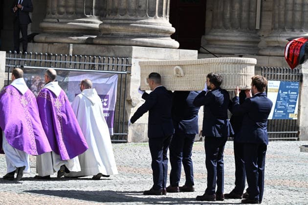 Arrivals at the funeral of Mathilde Favier at the Church of Saint Sulpice in Paris, France, on August 31, 2026  Copyright: xAgencex xBestimagexAgencex xBestimagex