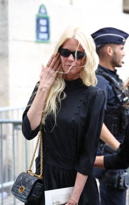Obseques de Mathilde Favier Ã Paris Claudia Schiffer Obseques de Mathilde Favier Ã Paris Ã l Eglise Saint-Sulpice le 31 aout 2026. Mathilde Favier s funeral in Paris at the Church of Saint-Sulpice on August 31, 2026.  Copyright: xFabricexChasseryx