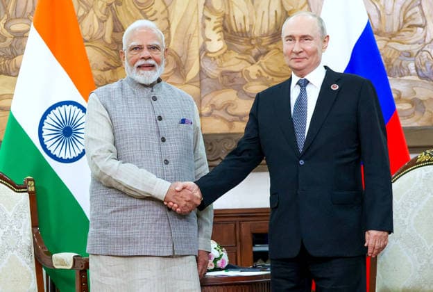 RECORD DATE NOT STATED PM Modi meets Russian President Vladimir Putin Bishkek Kyrgyzstan , Aug 31 (ANI): Prime Minister Narendra Modi meets Russian President Vladimir Putin, in Bishkek on Monday. (@PMOIndia X ANI Photo) Bishkek Kyrgyzstan Copyright: xANIx ANI_20260831485