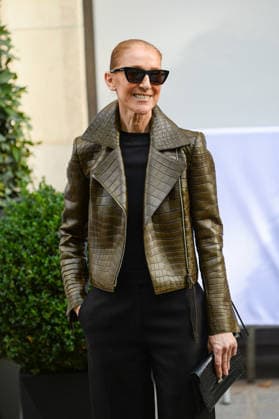 Céline Dion was cheered by her fans as she left the Royal Monceau luxury hotel in Paris, France, on August 31, 2026. Céline Dion is making her grand return to the stage in Paris with a series of exceptional concerts at the Paris La Défense Arena from September 12 to October 17, 2026. Sixteen exclusive dates in September and October 2026, as well as ten dates in May 2027, for a show that is already shaping up to be historic. Bestimage Canadian singer Céline Dion is acclaimed by fans as she leaves the Royal Monceau luxury hotel in Paris, France, on August 31, 2026. Céline Dion is making her grand return to the stage in Paris with a series of extraordinary concerts at the Paris La Défense Arena from September 12 to October 17, 2026. Sixteen e Copyright: xAgencex xBestimagexAgencex xBestimagex