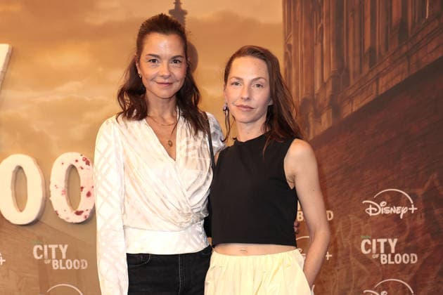 Susan Hoecke und Katharina Schuettler bei der City of Blood (Disney+) Serien Premiere am 31.08.2026 in Berlin Susan Hoecke and Katharina Schuettler attend the premiere og Hulu s City of Blood season 1 premiere on August 31, 2026 at Kino International in Berlin, Germany City of Blood Serien Premiere in Berlin