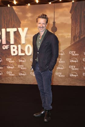 Max von Puffendorf bei der City of Blood (Disney+) Serien Premiere am 31.08.2026 in Berlin Max von Puffendorf attends the premiere og Hulu s City of Blood season 1 premiere on August 31, 2026 at Kino International in Berlin, Germany City of Blood Serien Premiere in Berlin