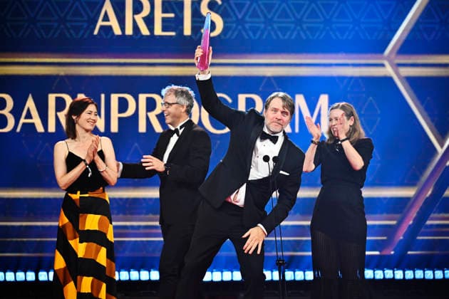 STOCKHOLM, SWEDEN 20260831 We at Saltkrakan and Henrik Norlén accept the Crystal Award for Children s Program of the Year at the 2026 Kristallen Gala at Cirkus in Stockholm STOCKHOLM SWEDEN x10430x  Copyright: xChristinexOlsson TTx KRISTALLENGALAN 2026 Jnkfm4rg_UU