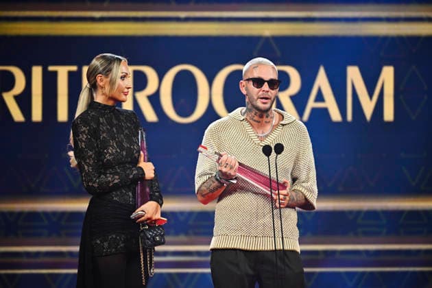 STOCKHOLM, SWEDEN 20260831 Joakim Lundell accepts the Viewers Favorite Show award for *Spökjakt* at the 2026 Kristallen Awards ceremony at Cirkus in Stockholm STOCKHOLM, SWEDEN x10430x  Copyright: xChristinexOlsson TTx KRISTALLENGALAN 2026 32LmSTKxI4k