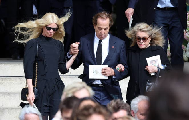 Claudia Schiffer ,Gilles Dufour , Catherine Deneuve attend Mathilde Favier funeral in Paris Claudia Schiffer ,Gilles Dufour , Catherine Deneuve Obseques de Mathilde Favier en l™Ã glise Saint-Sulpice a Paris . France , Paris le 31 aout 2026 Claudia Schiffer ,Gilles Dufour , Catherine Deneuve attend Mathilde Favier funeral in Paris Paris, August 31 th 2026  Copyright: xDavidxKerx