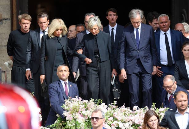 Obseques de Mathilde Favier en l™Ã glise Saint-Sulpice a Paris Obseques de Mathilde Favier en l™Ã glise Saint-Sulpice a Paris . France , Paris le 31 aout 2026 Pictures :Brigitte Macron, Helene Mercier Arnault , Bernard Arnault  Copyright: xDavidxKerx