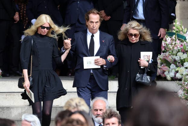 Claudia Schiffer ,Gilles Dufour , Catherine Deneuve attend Mathilde Favier funeral in Paris Claudia Schiffer ,Gilles Dufour , Catherine Deneuve Obseques de Mathilde Favier en l™Ã glise Saint-Sulpice a Paris . France , Paris le 31 aout 2026 Claudia Schiffer ,Gilles Dufour , Catherine Deneuve attend Mathilde Favier funeral in Paris Paris, August 31 th 2026  Copyright: xDavidxKerx