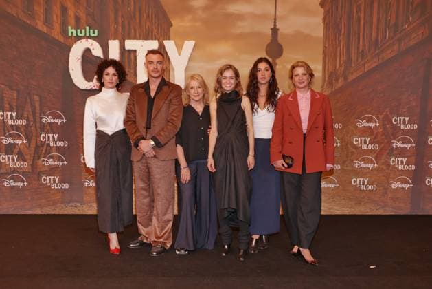 City of Blood Melika Foroutan, David Schuetter, Dagmar Manzel, Lea Drinda, Soma Pysall, Joerdis Triebel Premiere City of Blood im Kino International, Berlin Datum: 31.08.2026 Copyright: xEventpress Kratschx
