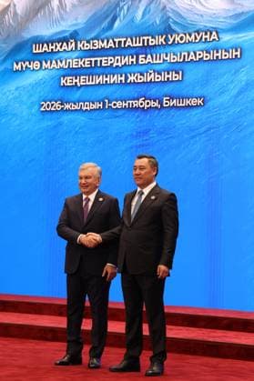 Kyrgyzstan SCO Summit 9232204 01.09.2026 Uzbek President Shavkat Mirziyoyev is welcomed by Kyrgyz President Sadyr Japarov before a session of the Shanghai Cooperation Organization (SCO) summit in Bishkek, Kyrgyzstan. Vyacheslav Prokofiev Sputnik Bishkek Kyrgyzstan  Copyright: xVyacheslavxProkofievx