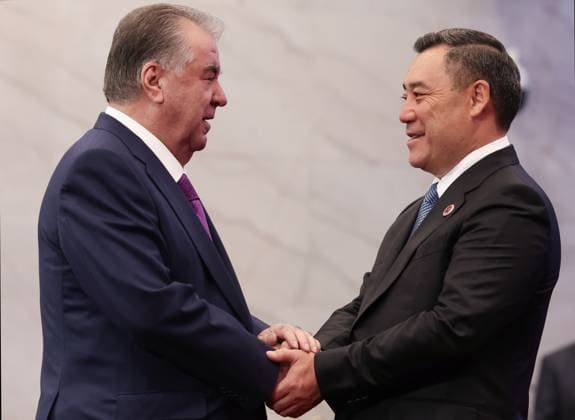 Kyrgyzstan SCO Summit 9232187 01.09.2026 Tajik President Emomali Rahmon is welcomed by Kyrgyz President Sadyr Japarov before a session of the Shanghai Cooperation Organization (SCO) summit in Bishkek, Kyrgyzstan. Vyacheslav Prokofiev Sputnik Bishkek Kyrgyzstan  Copyright: xVyacheslavxProkofievx