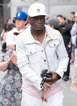 August 31, 2026, New York, Ny, United States: Seal sang beside a 14-foot purple and pink teddy bear sculpture called Love MattersÃ¢â‚¬Â¦Everywhere . Held at The Vessel at Hudson Yards in New York. Zuma Press August 31, 2026. New York United States  - ZUMAp281 20260831_zea_p281_024 Copyright: xPhotoxImagexPressx
