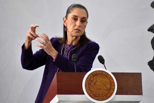 News - Mexico™s President Claudia Sheinbaum Holds Press Conference to Mark First Day of Classes Mexican President Claudia Sheinbaum Pardo speaks during a press conference on the first day of the 2026-2027 school year, held at the Technical Secondary School No. 10 "Artes Graficas" on August 31, 2026 in Mexico City, Mexico. Copyright: xLuisxBarronx xEyepixxGroup Eyepixx xLiveMediax LPN_2632864