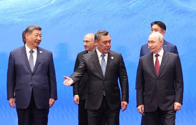 Kyrgyzstan SCO Summit 9232408 01.09.2026 From left, Chinese President Xi Jinping, Armenian Prime Minister Nikol Pashinyan, Kyrgyz President Sadyr Japarov and Russian President Vladimir Putin pose for a family photo before a meeting in the Shanghai Cooperation Organization (SCO) Plus format in Bishkek, Kyrgyzstan. Petr Kovalev Sputnik Bishkek Kyrgyzstan  Copyright: xPetrxKovalevx