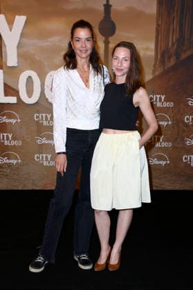 Susan Hoecke und Katharina Schüttler bei der Premiere der Hulu Original Serie City of Blood im Kino International. Berlin, 31.08.2026