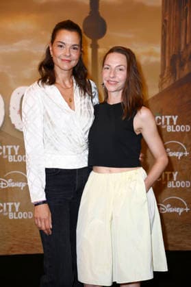 Susan Hoecke und Katharina Schüttler bei der Premiere der Hulu Original Serie City of Blood im Kino International. Berlin, 31.08.2026