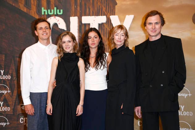 Franz Hartwig, Lea Drinda, Soma Pysall, Jenny Schily und Lars Eidinger bei der Premiere der Hulu Original Serie City of Blood im Kino International. Berlin, 31.08.2026